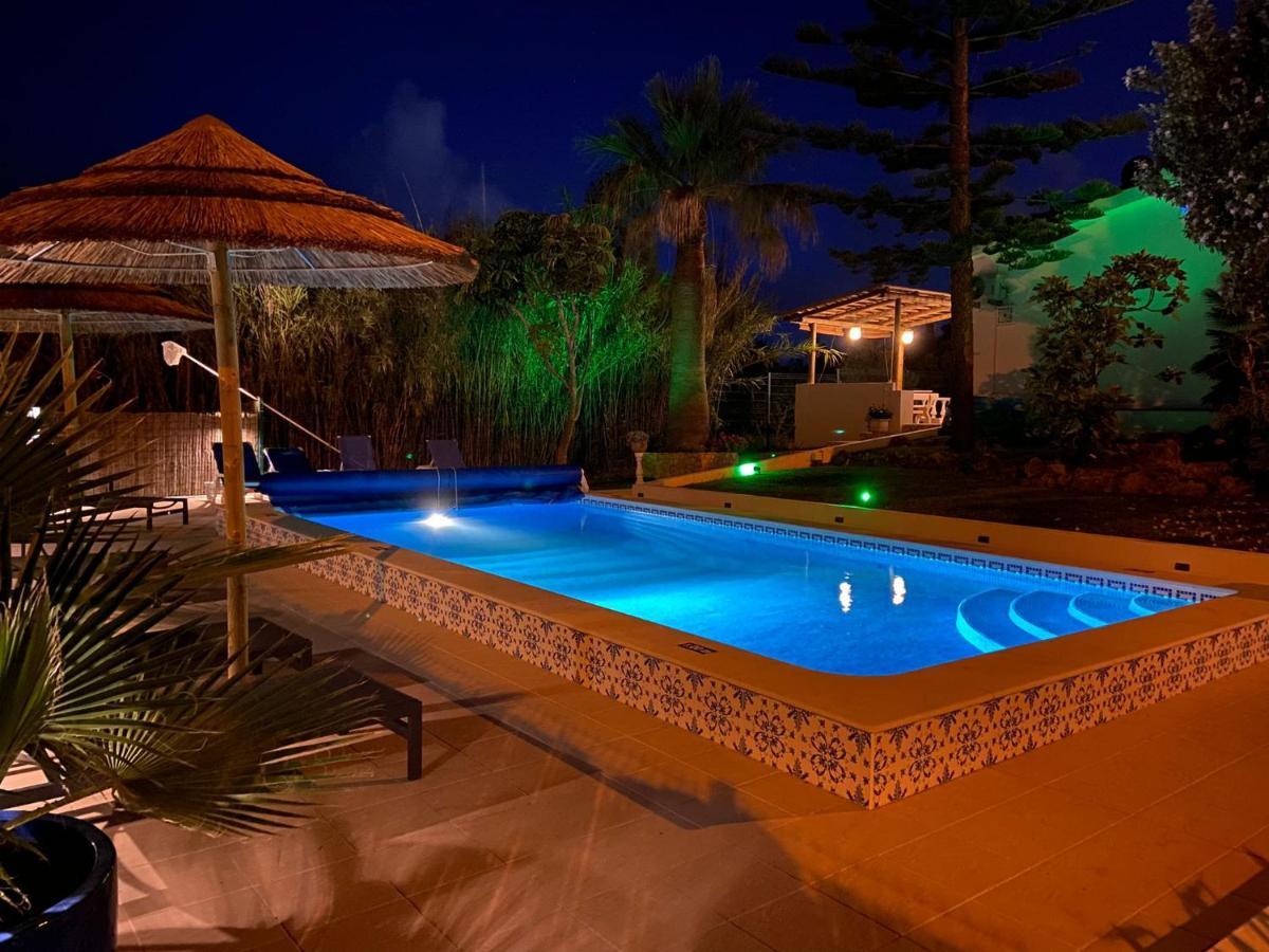 Villa Yvonne,Private Pool,Private Parking 1,7 Km From The Beatch Albufeira Zewnętrze zdjęcie